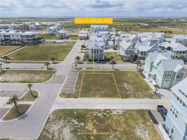530 Sunrise Ave, Port Aransas, TX 78373