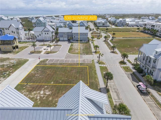 530 Sunrise Ave, Port Aransas, TX 78373