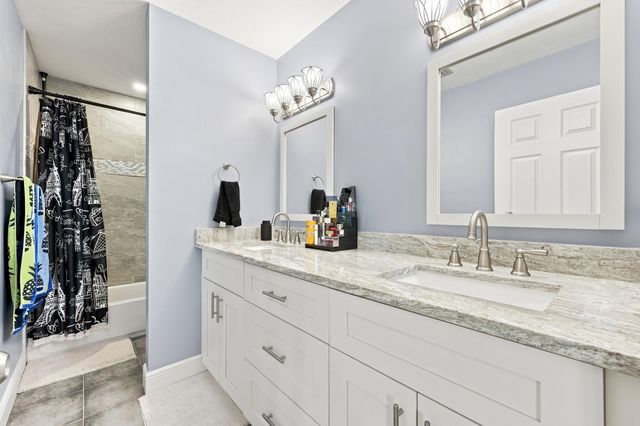 4165 Turnberry Circle 24, Lake Worth, FL 33467