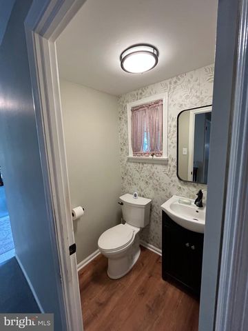 36 DEVON RD, Southampton, PA 18966