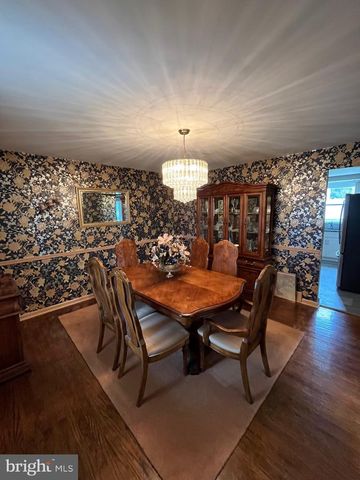 36 DEVON RD, Southampton, PA 18966