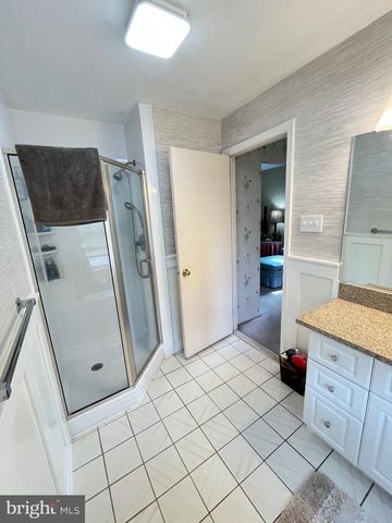 36 DEVON RD, Southampton, PA 18966