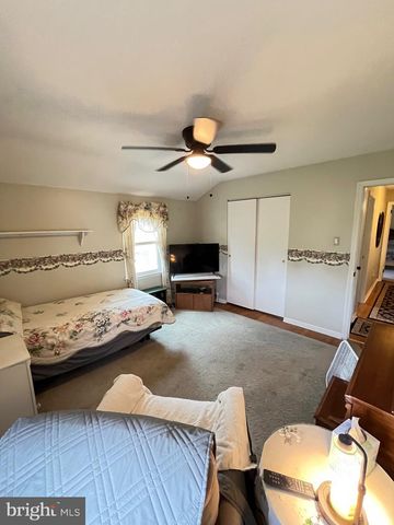 36 DEVON RD, Southampton, PA 18966