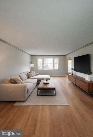 36 DEVON RD, Southampton, PA 18966