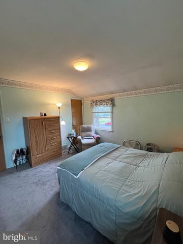 36 DEVON RD, Southampton, PA 18966