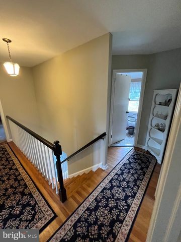 36 DEVON RD, Southampton, PA 18966