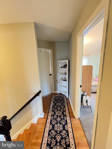 36 DEVON RD, Southampton, PA 18966