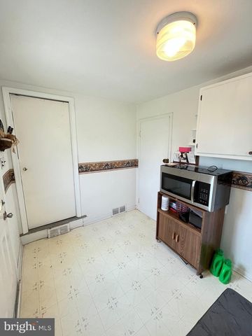 36 DEVON RD, Southampton, PA 18966