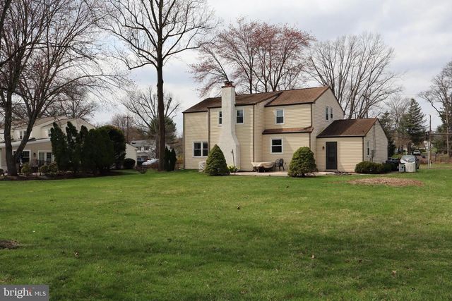 36 DEVON RD, Southampton, PA 18966