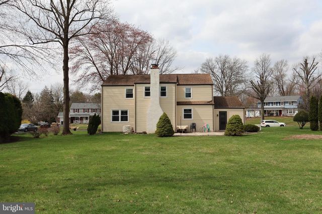 36 DEVON RD, Southampton, PA 18966