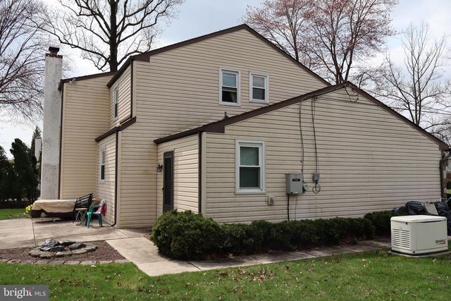 36 DEVON RD, Southampton, PA 18966