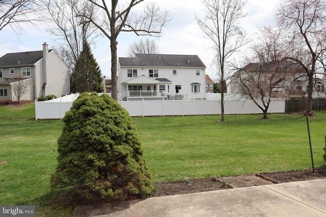 36 DEVON RD, Southampton, PA 18966