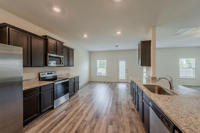 1025 Violet LN, Kyle, TX 78640
