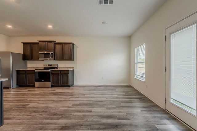 1025 Violet LN, Kyle, TX 78640