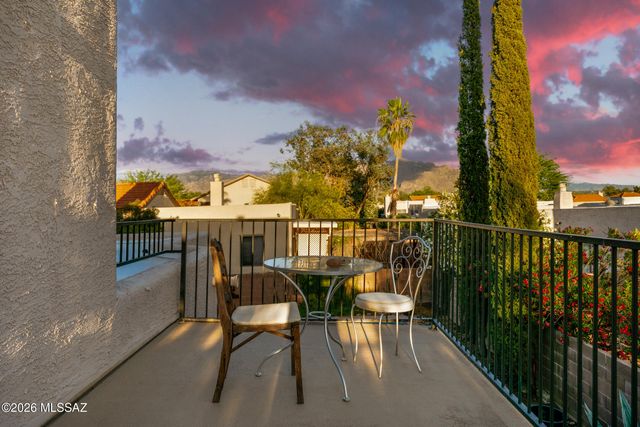 2711 W Camino De La Caterva, Tucson, AZ 85742