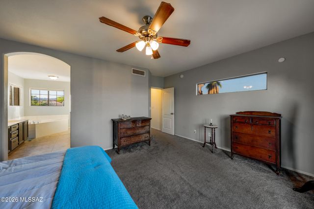 2711 W Camino De La Caterva, Tucson, AZ 85742