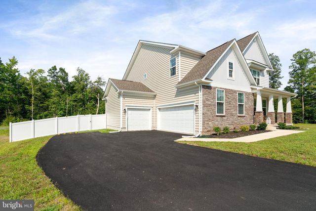 808 LONG MEADOW DR, Fredericksburg, VA 22406