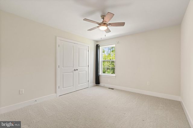 808 LONG MEADOW DR, Fredericksburg, VA 22406