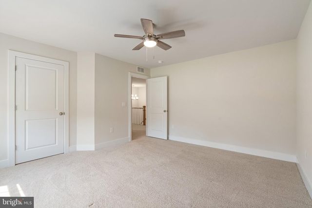 808 LONG MEADOW DR, Fredericksburg, VA 22406