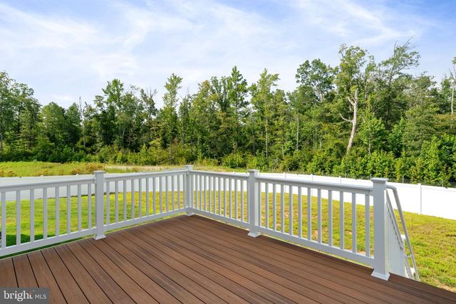 808 LONG MEADOW DR, Fredericksburg, VA 22406