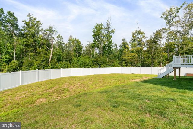 808 LONG MEADOW DR, Fredericksburg, VA 22406