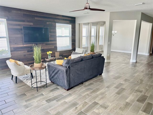 18233 ROSEATE DRIVE, Lutz, FL 33558