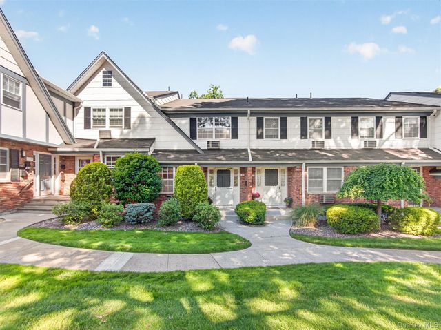 187 Doxbury Lane, Suffern, NY 10901