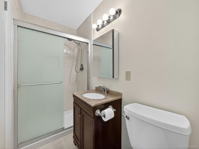 187 Doxbury Lane, Suffern, NY 10901