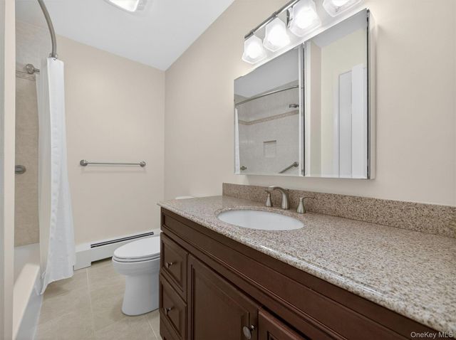 187 Doxbury Lane, Suffern, NY 10901