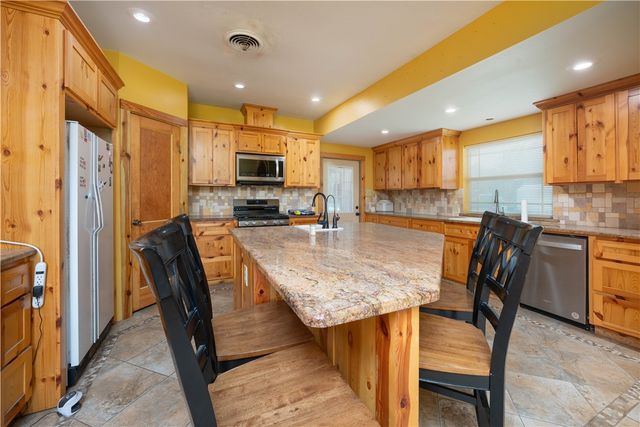 220 Irene St, Sandia, TX 78383
