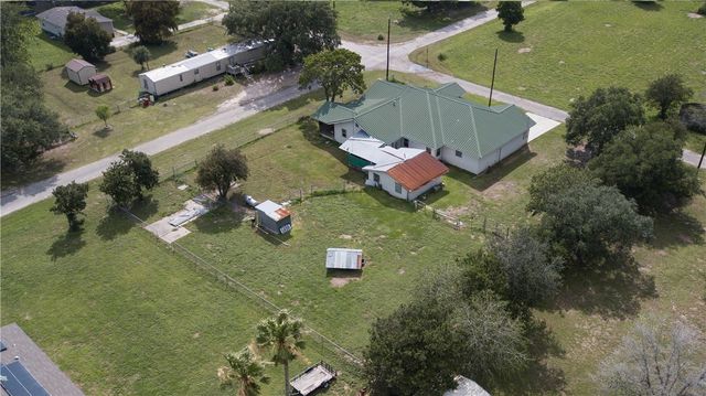 220 Irene St, Sandia, TX 78383