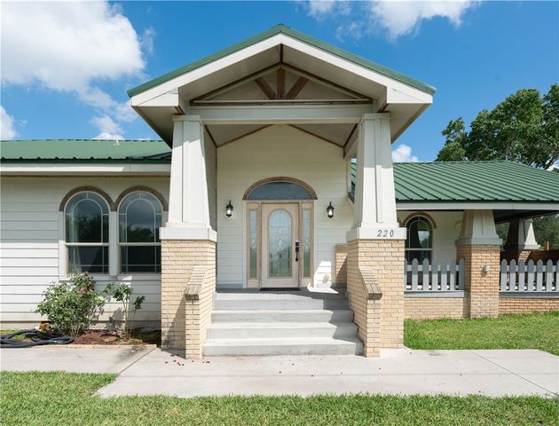 220 Irene St, Sandia, TX 78383