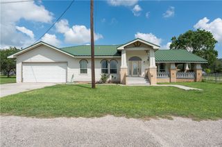 220 Irene St, Sandia, TX 78383