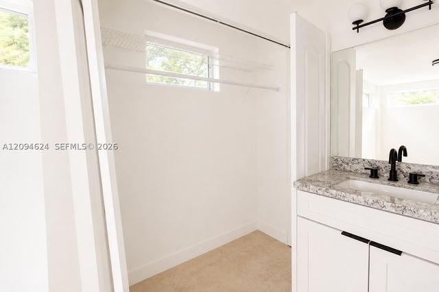 50 NE 132nd Ter, North Miami, FL 33161