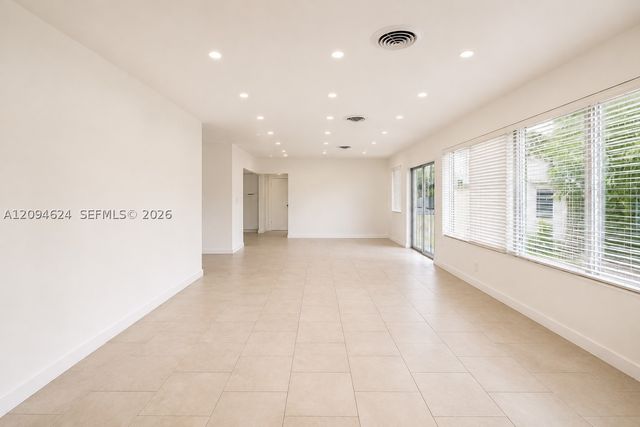 50 NE 132nd Ter, North Miami, FL 33161