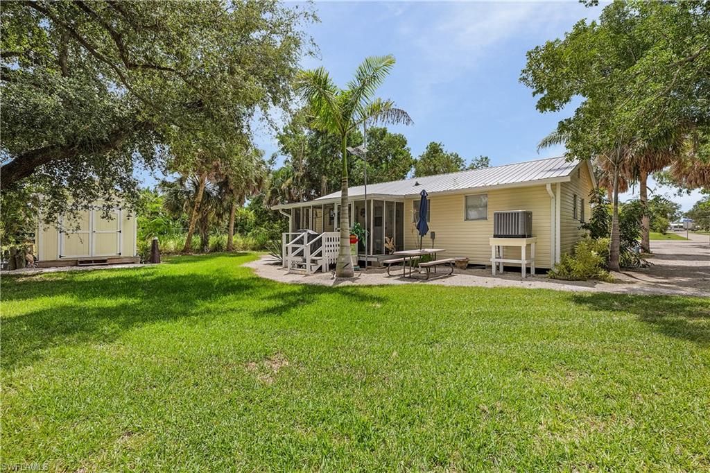 3300 6th AVE, ST. JAMES CITY, FL 33956 — photo 3