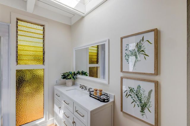 229 7th Street, Pacific Grove, CA 93950