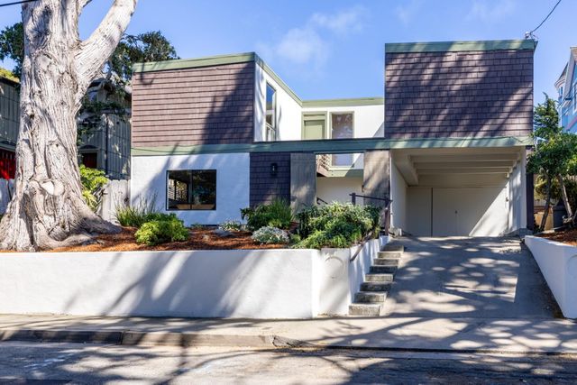 229 7th Street, Pacific Grove, CA 93950
