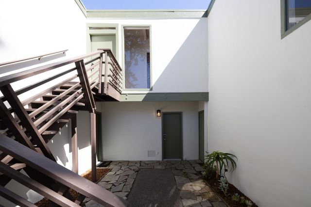 229 7th Street, Pacific Grove, CA 93950