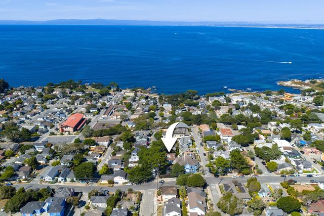 229 7th Street, Pacific Grove, CA 93950