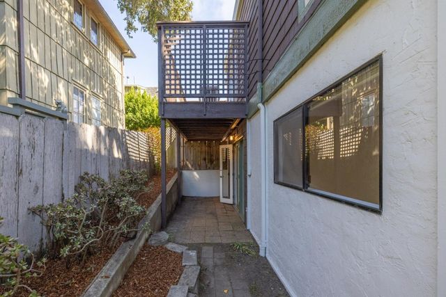 229 7th Street, Pacific Grove, CA 93950