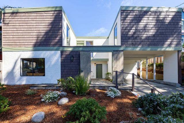 229 7th Street, Pacific Grove, CA 93950