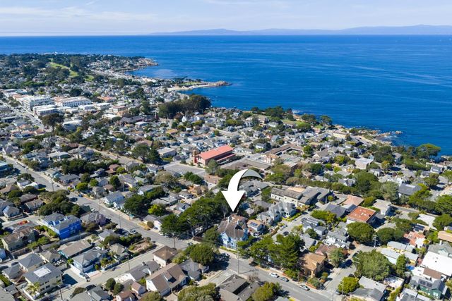 229 7th Street, Pacific Grove, CA 93950