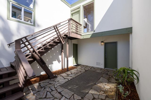 229 7th Street, Pacific Grove, CA 93950