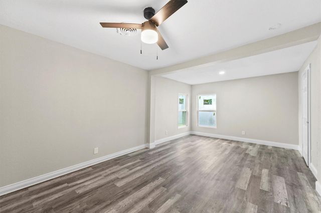 1405 Palm Street, La Marque, TX 77568