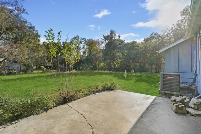 1405 Palm Street, La Marque, TX 77568