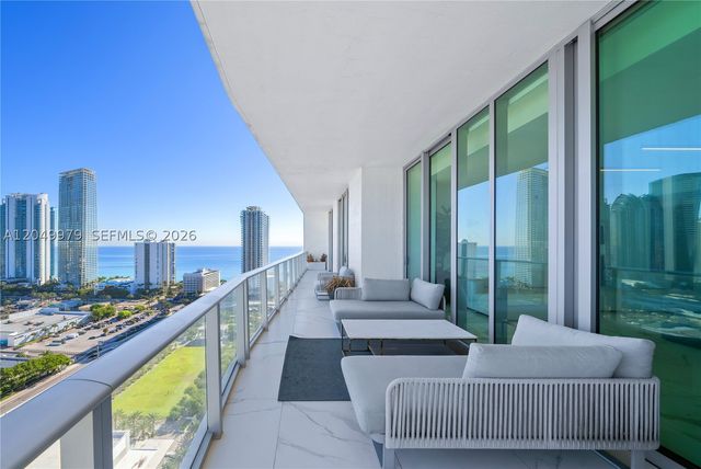 300 Sunny Isles Blvd Penthouse-03, Sunny Isles Beach, FL 33160