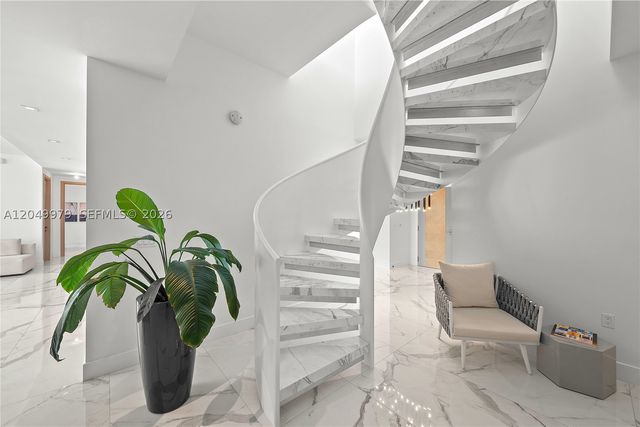 300 Sunny Isles Blvd Penthouse-03, Sunny Isles Beach, FL 33160