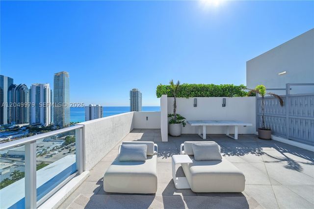 300 Sunny Isles Blvd Penthouse-03, Sunny Isles Beach, FL 33160