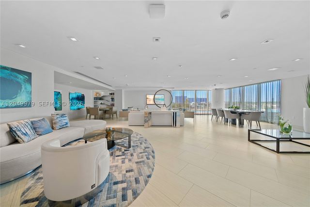 300 Sunny Isles Blvd Penthouse-03, Sunny Isles Beach, FL 33160